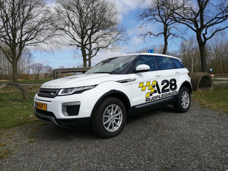 A28-rijopleidingen Rijschool foto 1