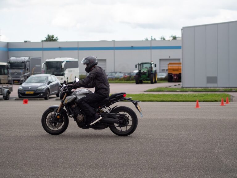 Rijschool Hielkema foto 1