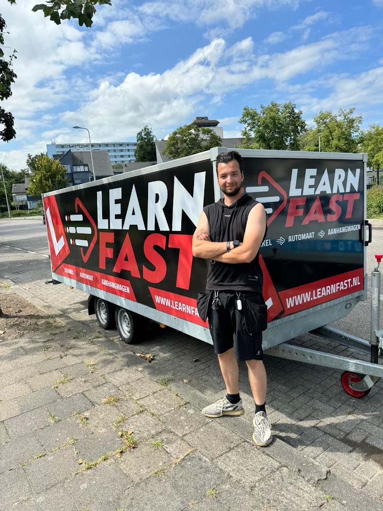 Rijschool Learnfast foto 2
