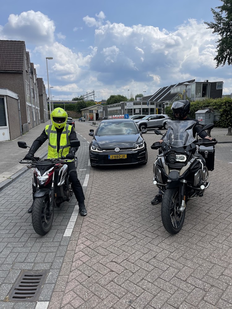 Rijschool Learnfast foto 4
