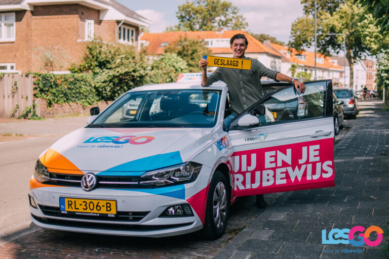 LesGO Rijschool Schiedam