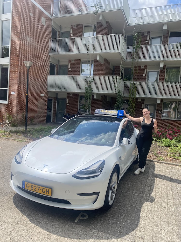 Rij-Academy Apeldoorn foto 4