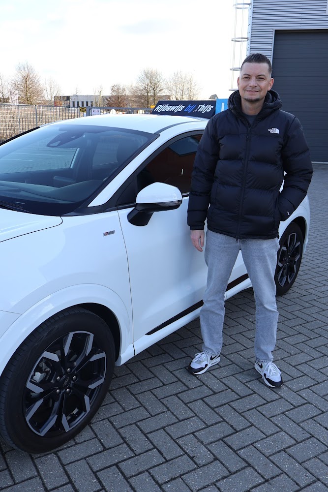 Rijschool Rijbewijs bij Thijs foto 1