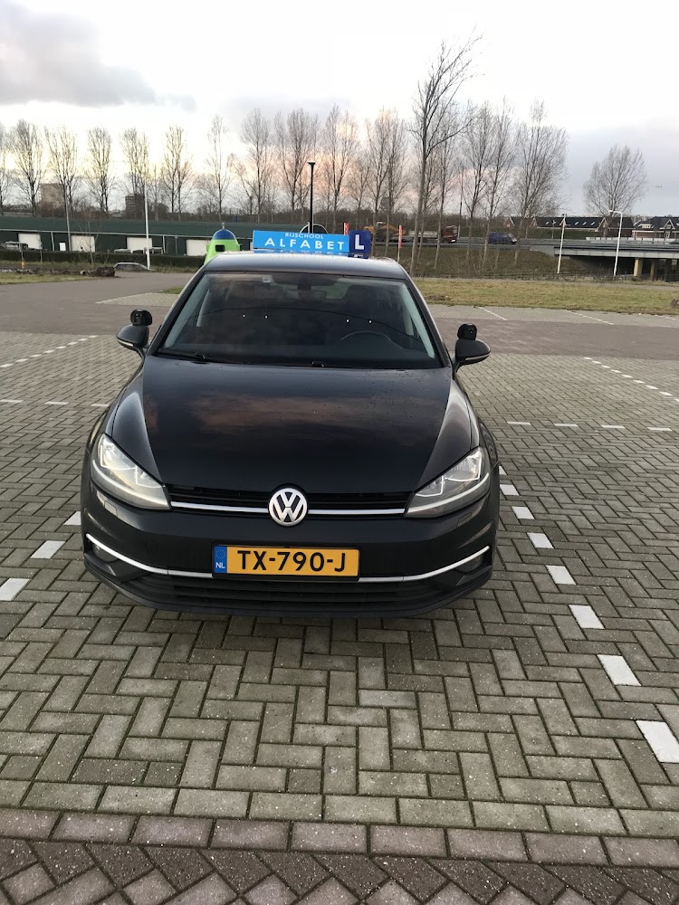 Rijschool Alfabet foto 1