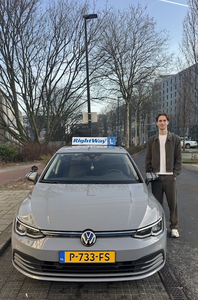 Rijschool Den Haag Rightway foto 2