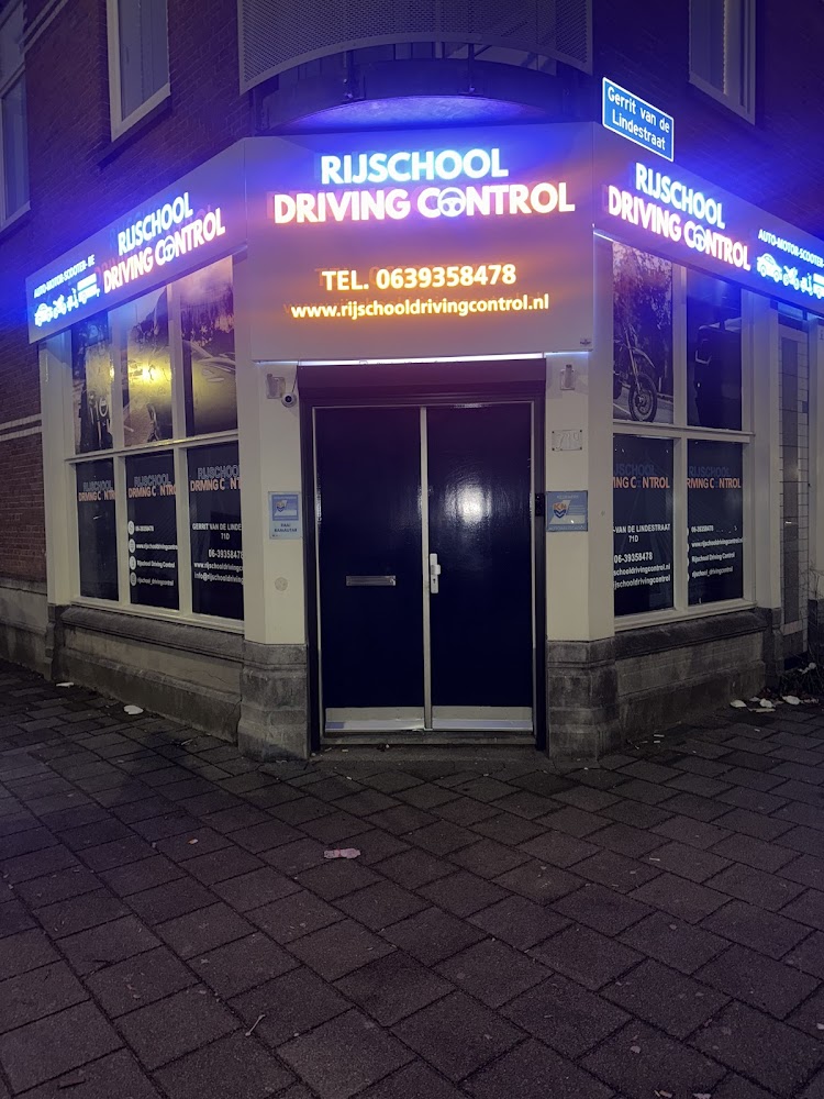 Rijschool Driving Control foto 3