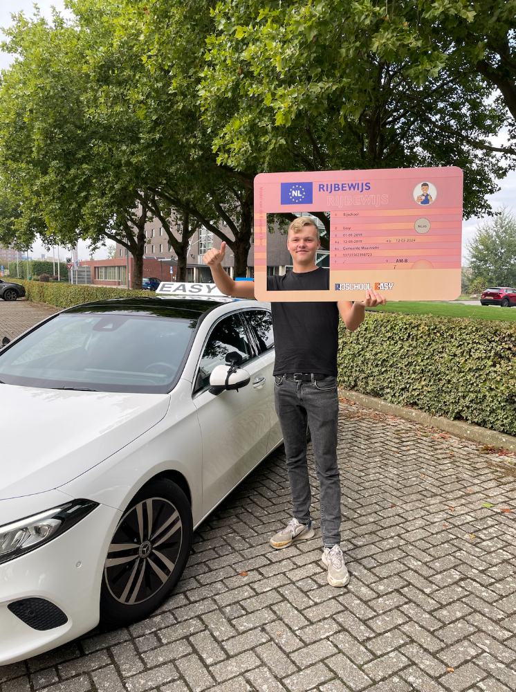 Rijschool Easy Maastricht foto 1