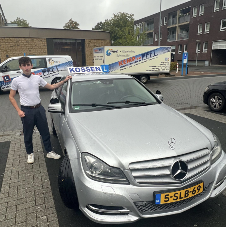 Rijschool Kossen foto 1