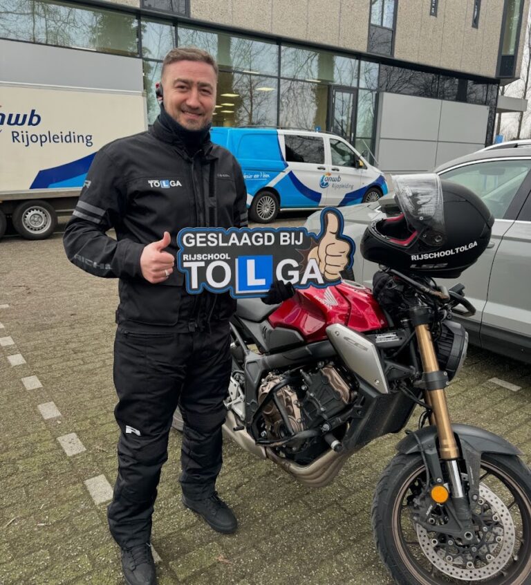 Rijschool Tolga foto 1