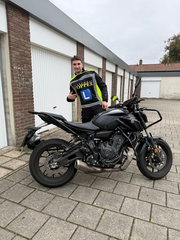 Rijschool Topper foto 3