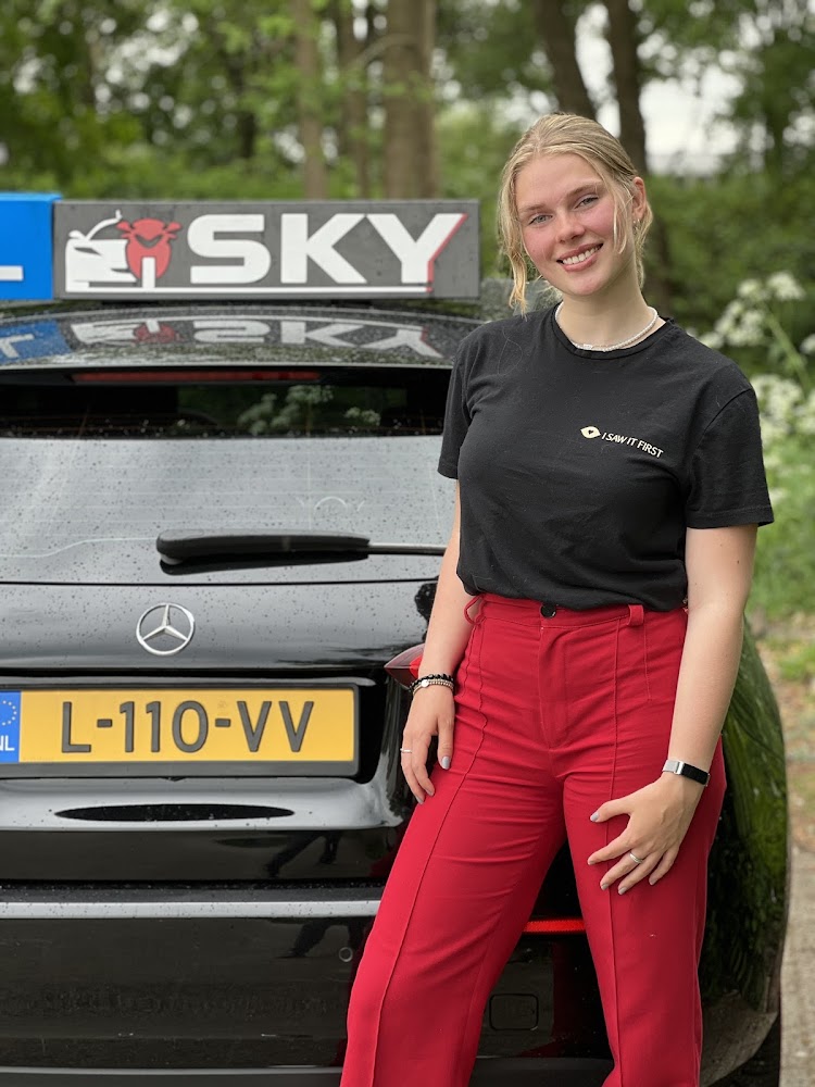 Sky Rijschool foto 2